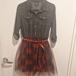 Lilt Black and White Textured Fabric